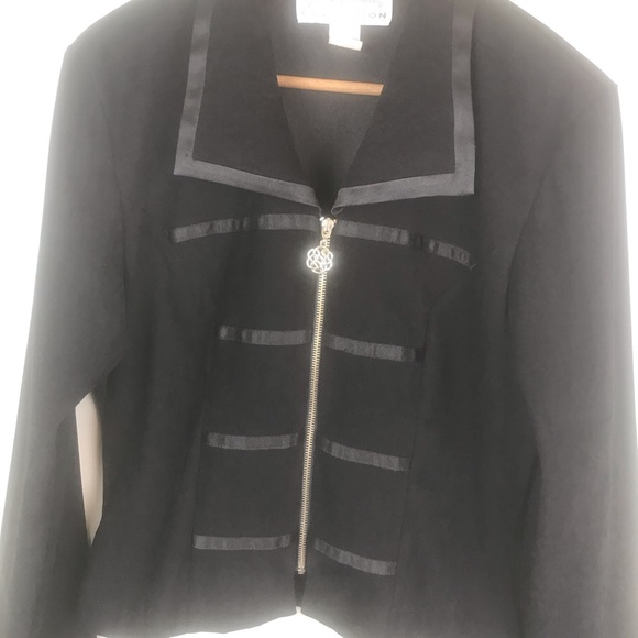 GIORGIO FIORLINI V-Neck Zip Front Black Jacket - Picture 2 of 5